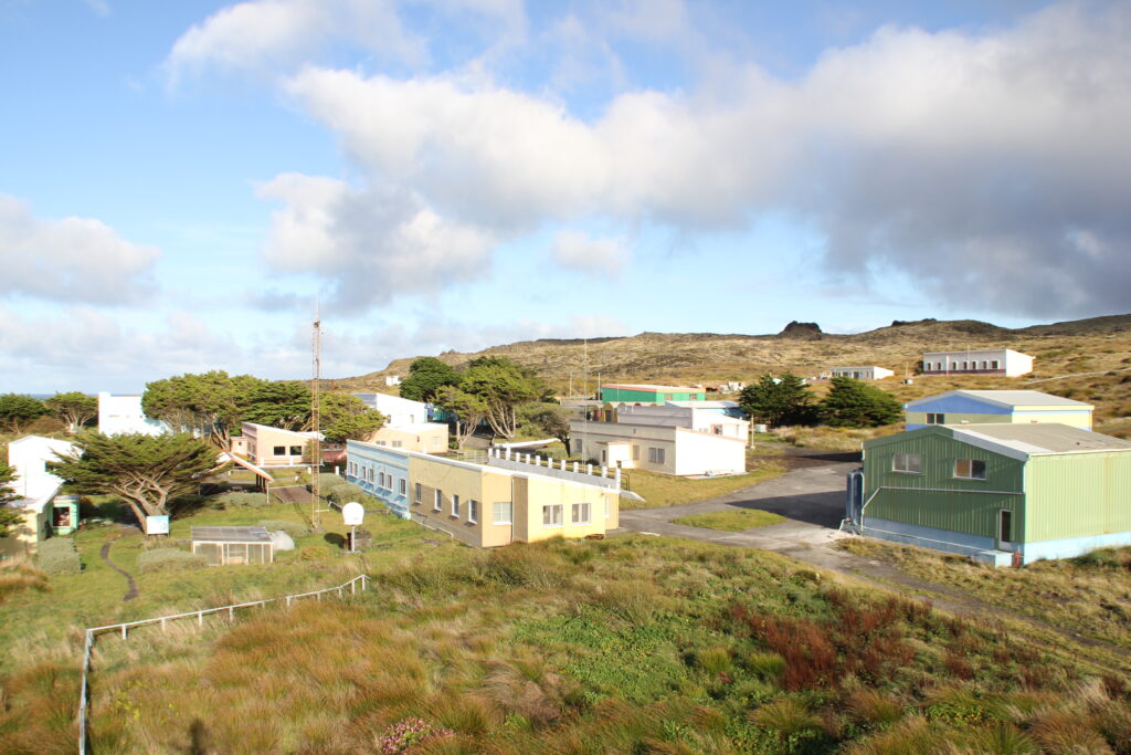 Base Martin-de-Viviès sur l'île d'amsterdam