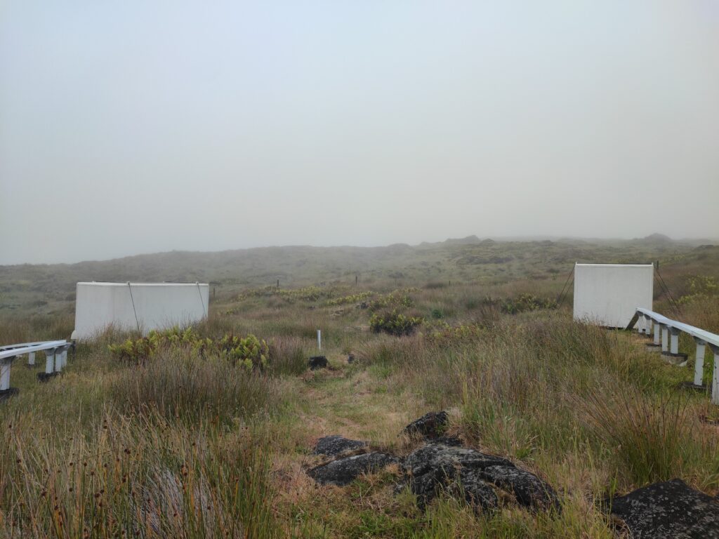 shelter de géomagnétisme du variomètre et de la mesure absolue sur l'île d'Amsterdam