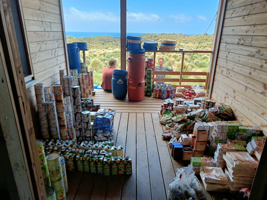 logistique et inventaire du refuge d'Entrecasteaux